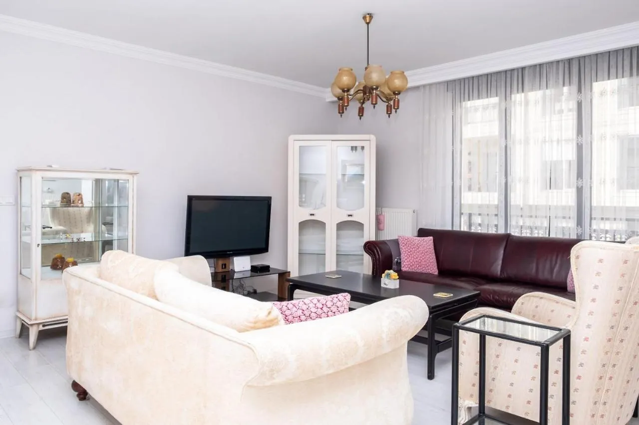 Central Flat Near Trendy Attractions In Kadikoy Istambul